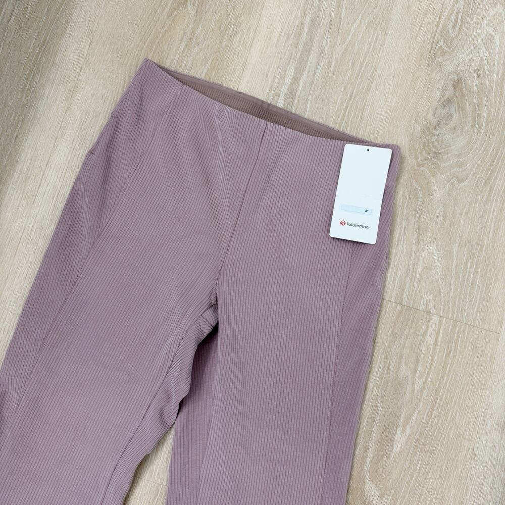 NWT! Lululemon Ribbed Softstreme Flared Pant Regular Size 10 - Picture 3 of 8